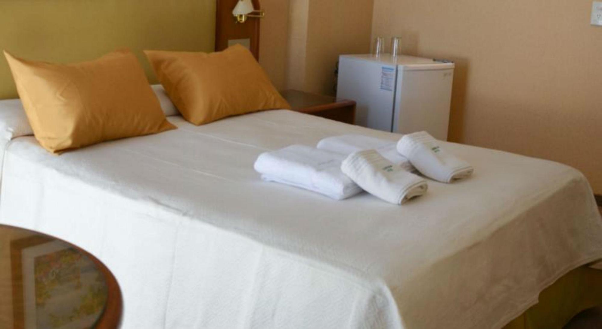 Hotel Algeciras ปีนามาร์ ภายนอก รูปภาพ
